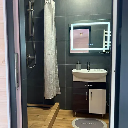 садиба-сойми 度假居 *